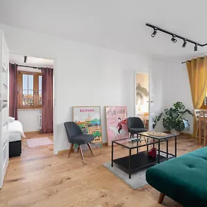 Apartament Comfortable Two-bedroom By Renters, Poznań