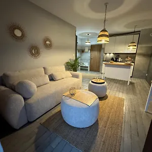 Apartament Lux Nowe Ogrody 1 24h Meldowanie Lotnisko Targi, Poznań